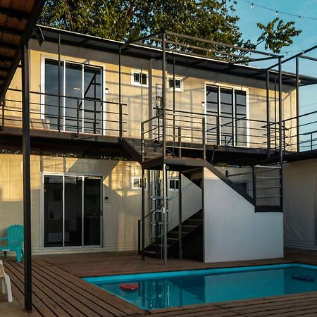 Emi'S Place Container Living Uvita Exterior photo